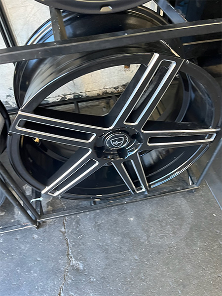 Rims for cars and pickups, black and metal.